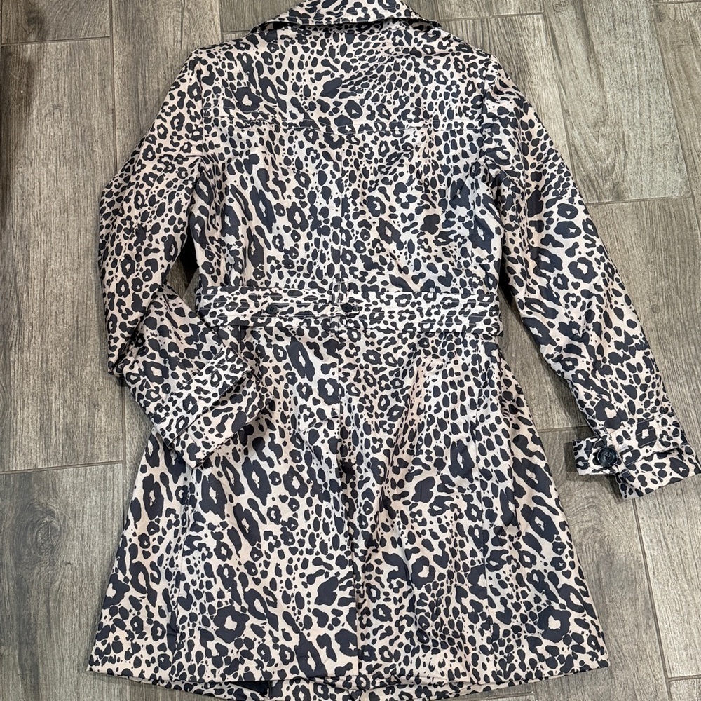 Dana Buchman Leopard Print Lined Belted Trench Coat - Picture 4 of 5